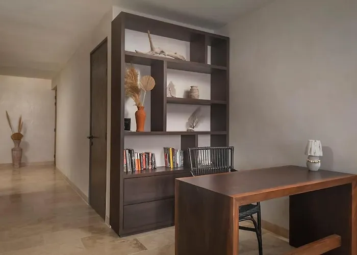 Apartment 3br Beachfront With Private Rooftop At Tankah Bay