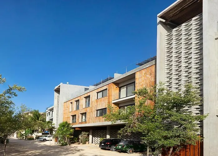 Apartment 3br Beachfront With Private Rooftop At Tankah Bay *